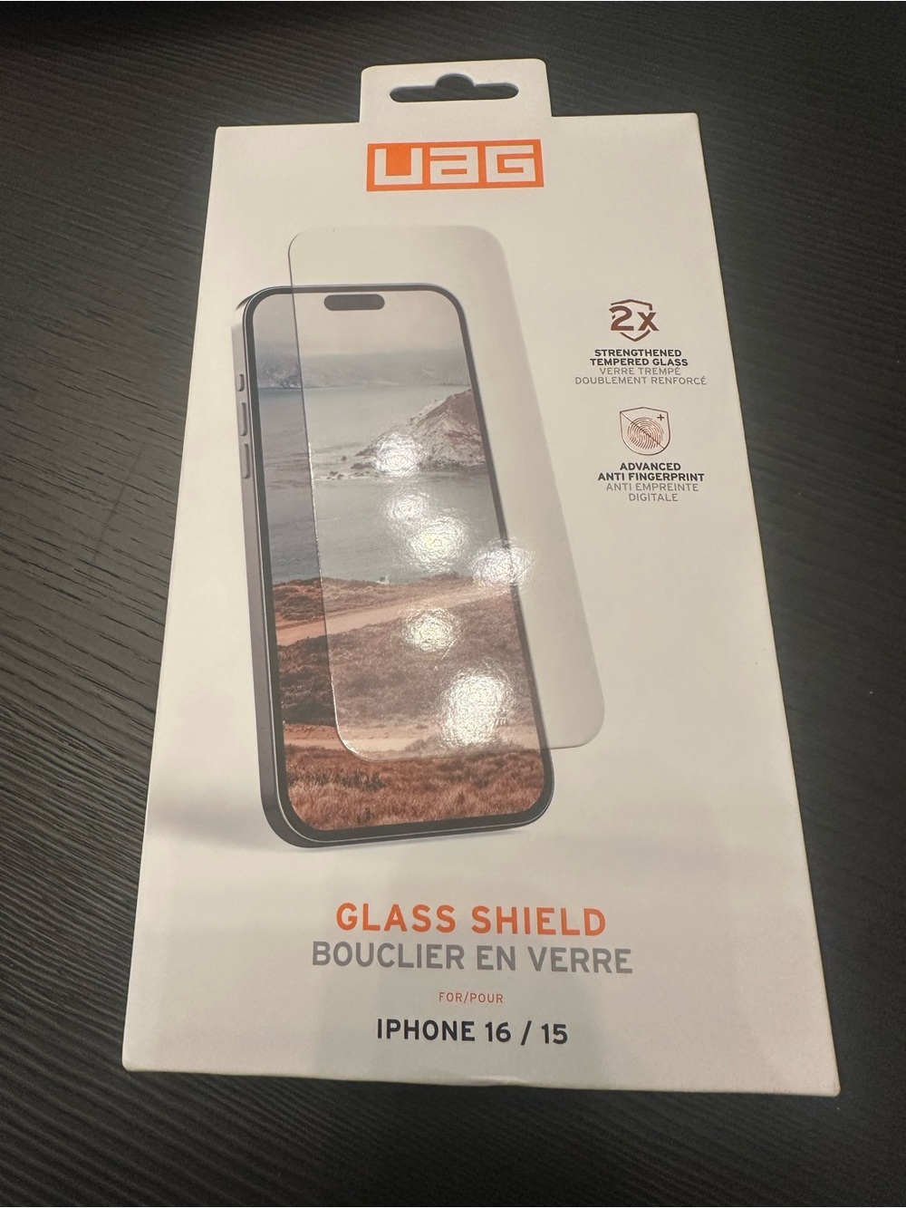 NWT-UAG Glass Shield Tempered Screen Protector for iPhone 16/15 — Clear